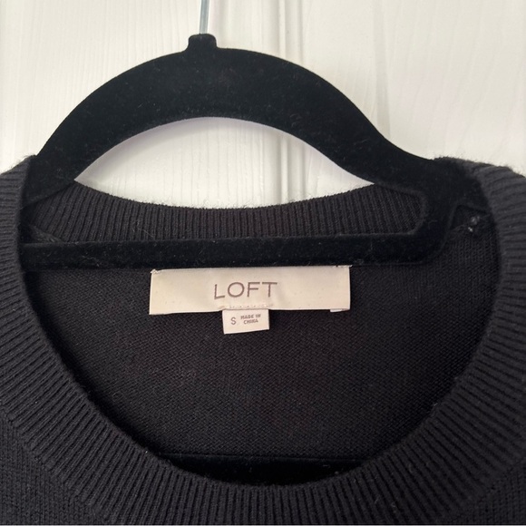 Ann Taylor Loft Black Long Sleeve Crewneck Sweater Size Small - Picture 3 of 6